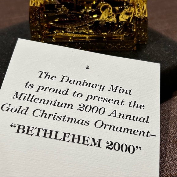 Danbury Mint Bethlehem 2000 Millennium Annual Gold Christmas Ornament Keepsake - Picture 3 of 11